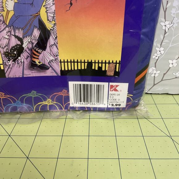 Vintage Halloween Crashing Witch 3-D Vinyl Inflatable Door Cover 30"X 72" - Picture 4 of 6